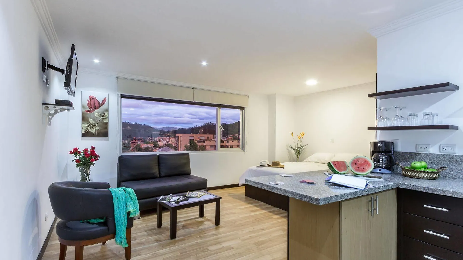Gaviota Apartments & Suites Κουένκα 3*,  Ισημερινός